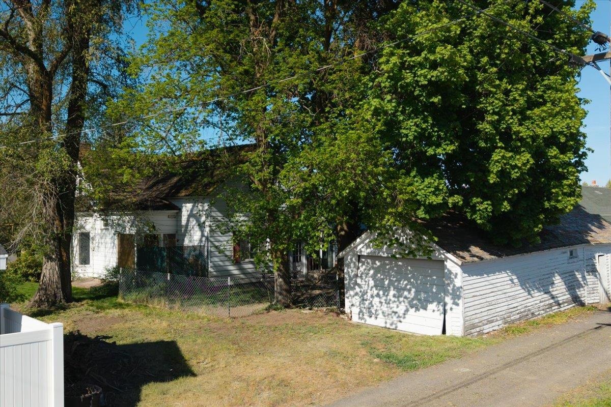 709 Marshall St - Photo 32