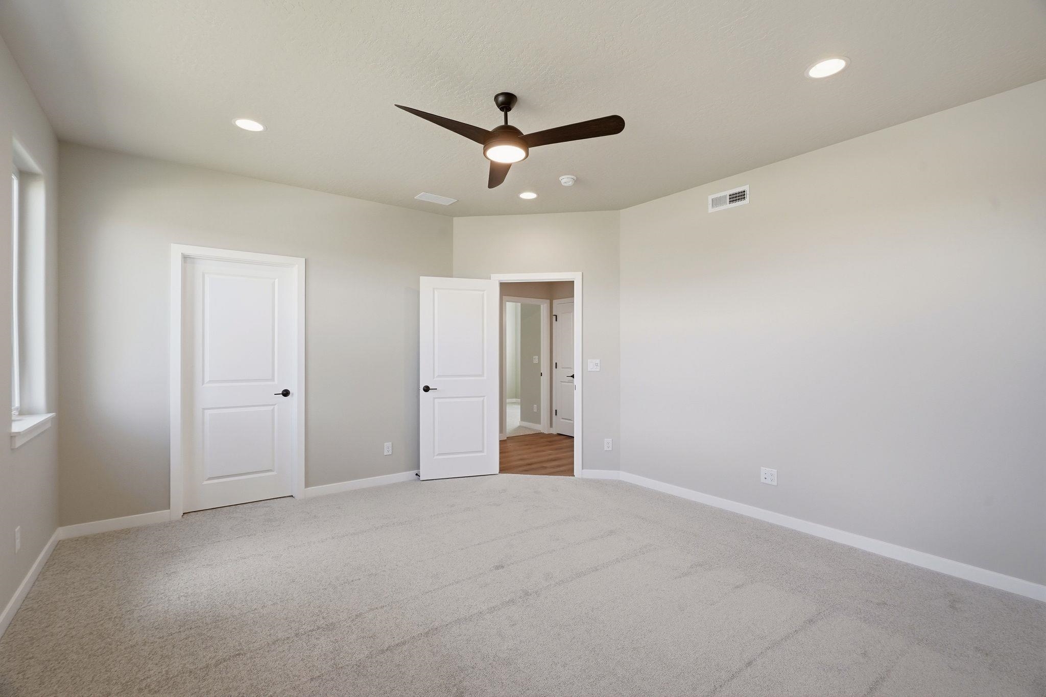 2591 N Rydal Ln - Photo 15