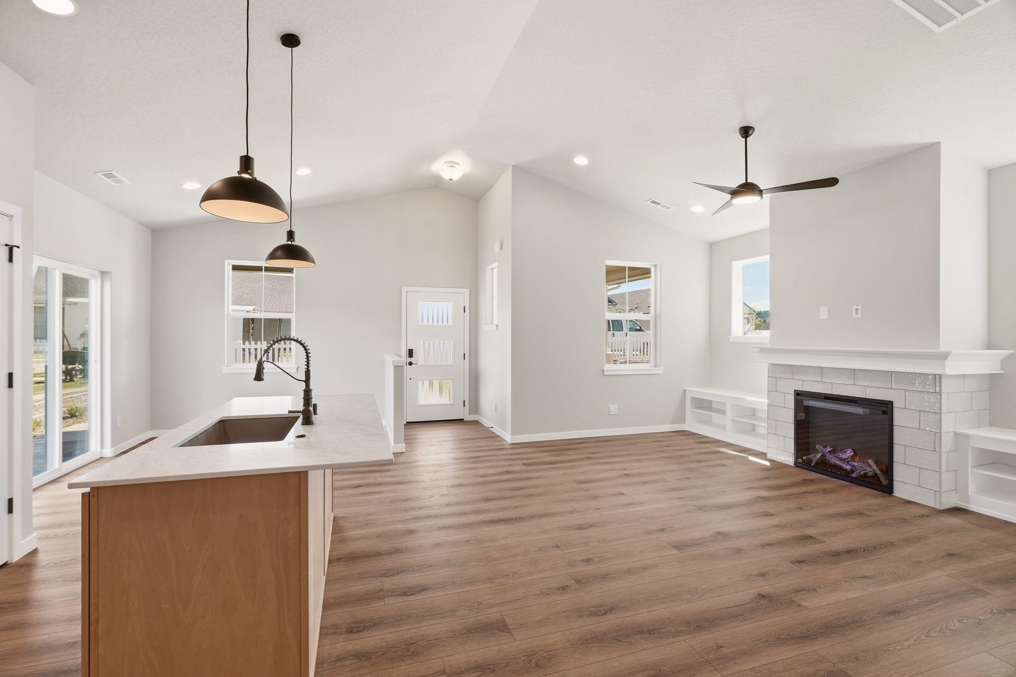 2591 N Rydal Ln - Photo 9