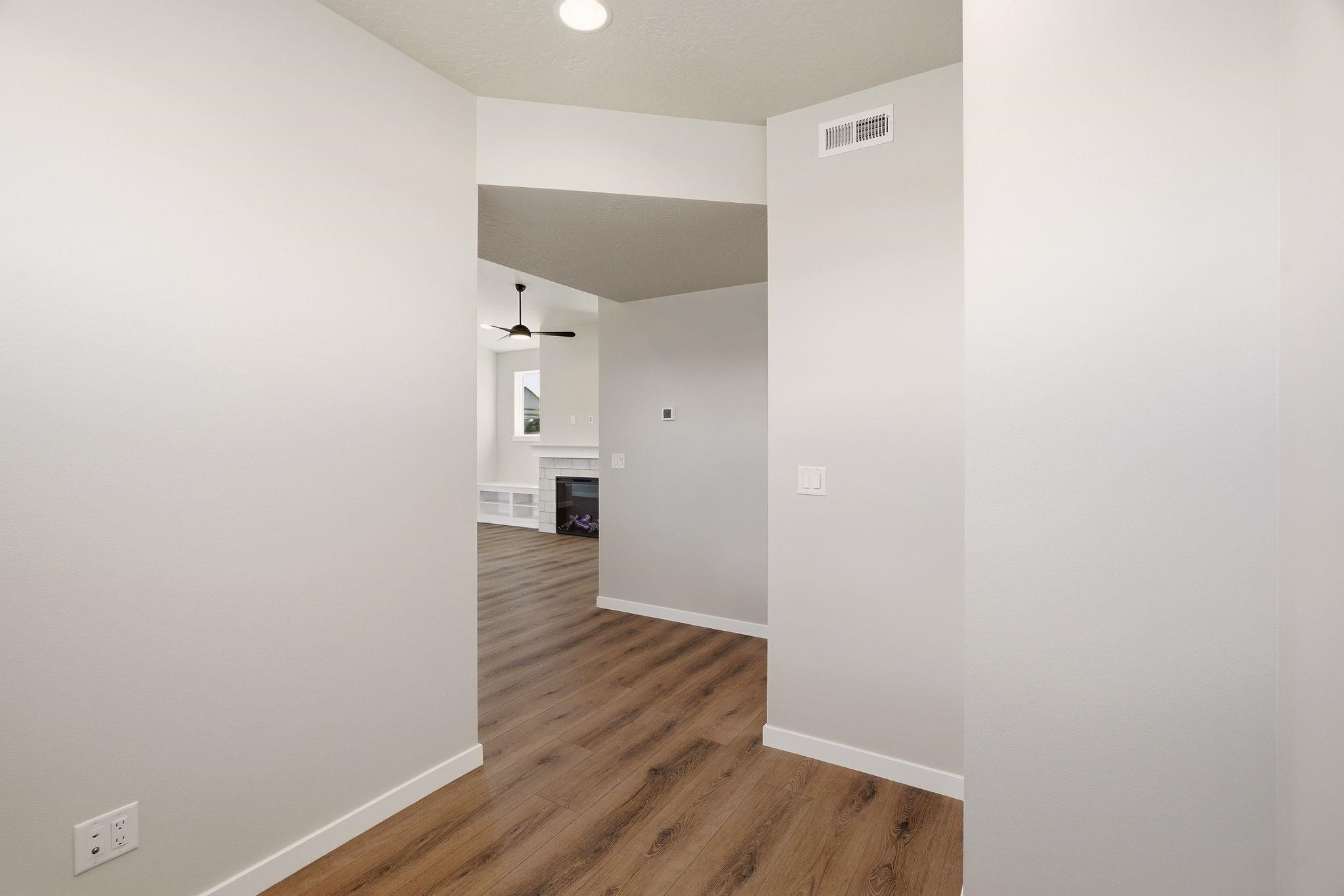 2591 N Rydal Ln - Photo 10