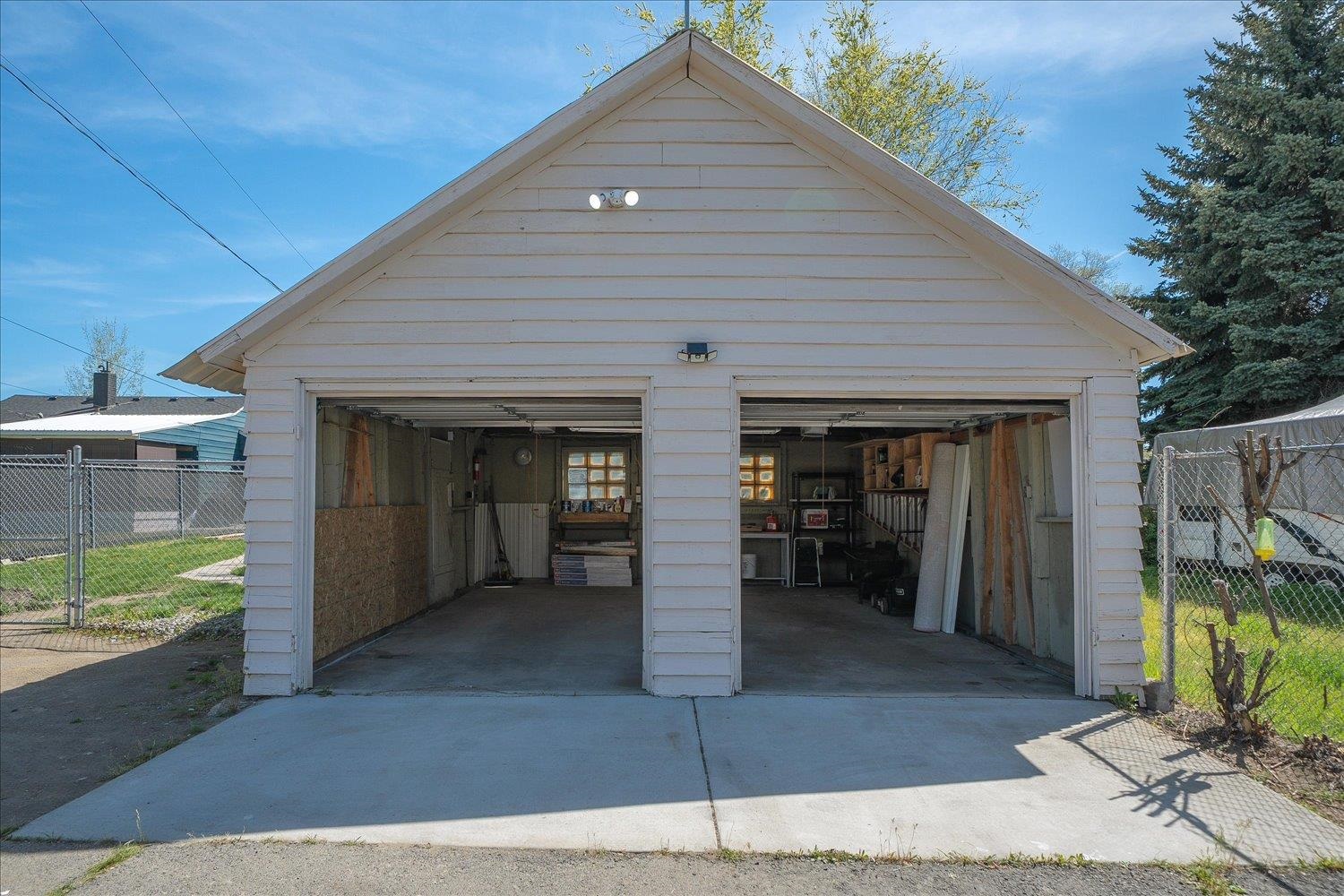 4911 N ELM St - Photo 17