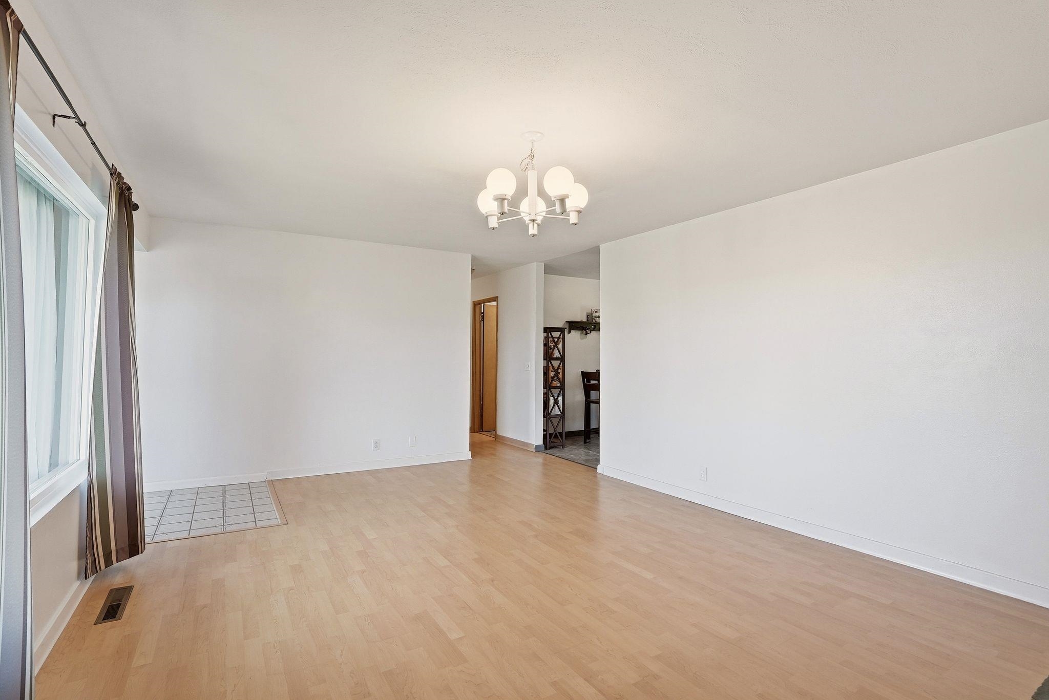 809 E Southview Ave - Photo 12