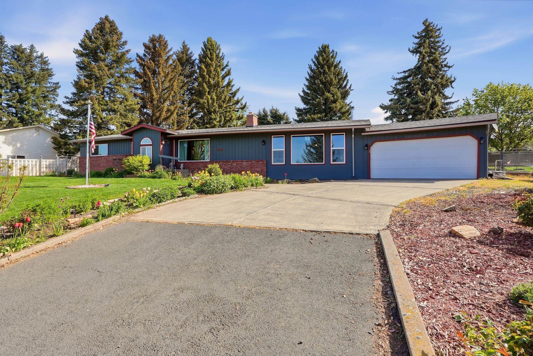 809 E Southview Ave - Photo 3