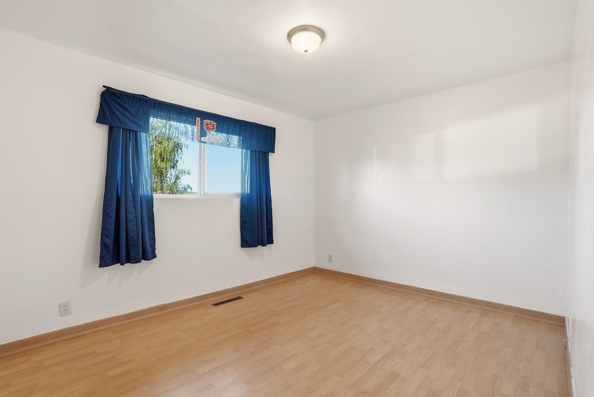 809 E Southview Ave - Photo 21
