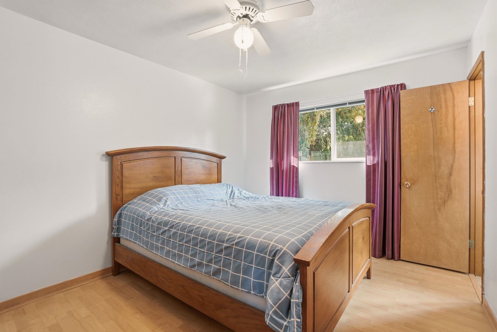 809 E Southview Ave - Photo 23