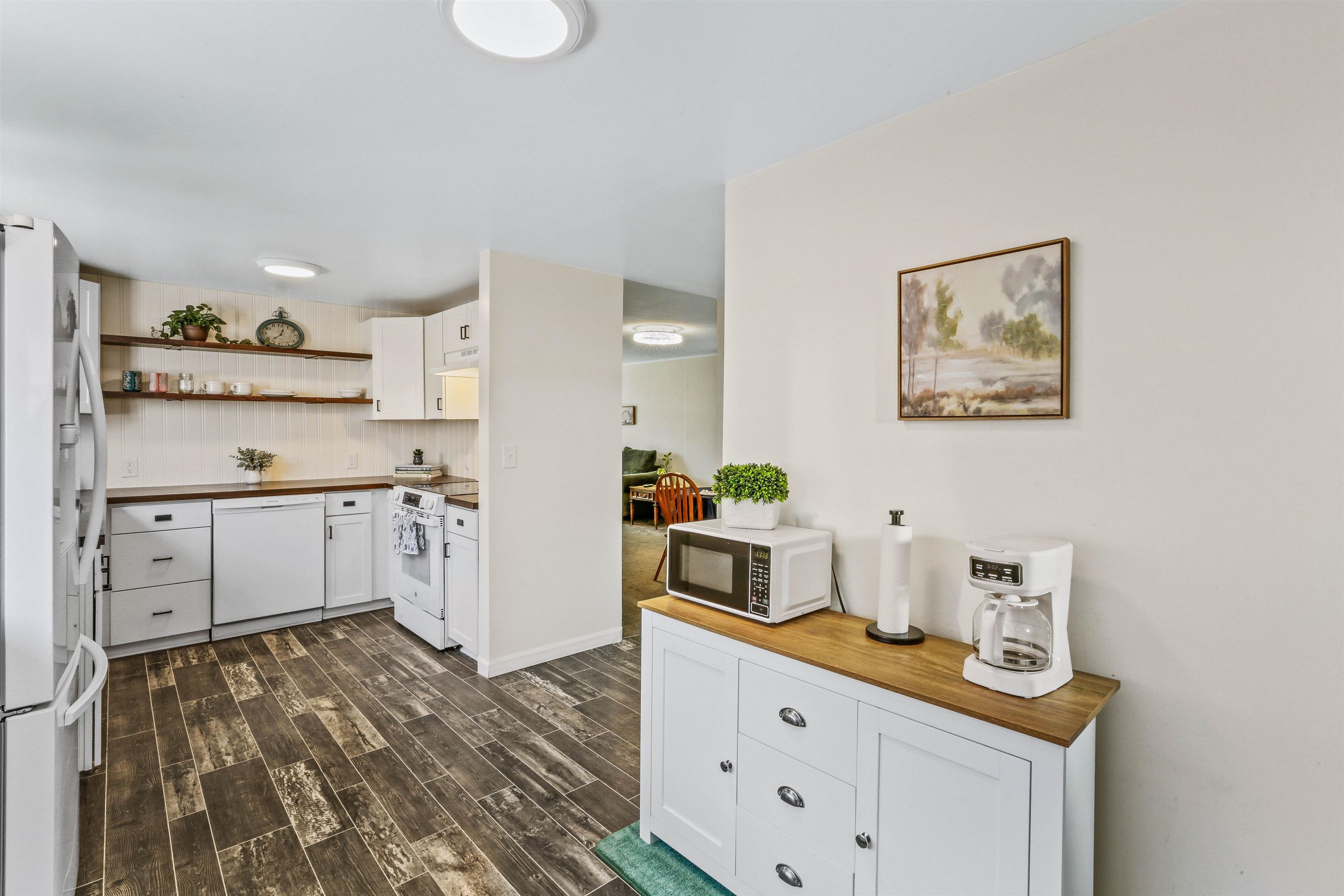 1657 E Crown Ave - Photo 9