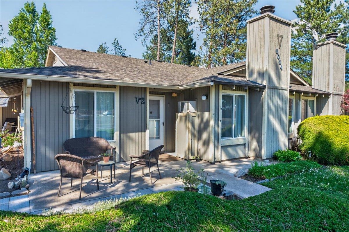 6004 E 6th Ave - Photo 2