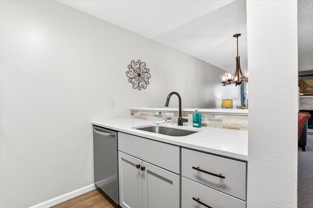 6004 E 6th Ave - Photo 16