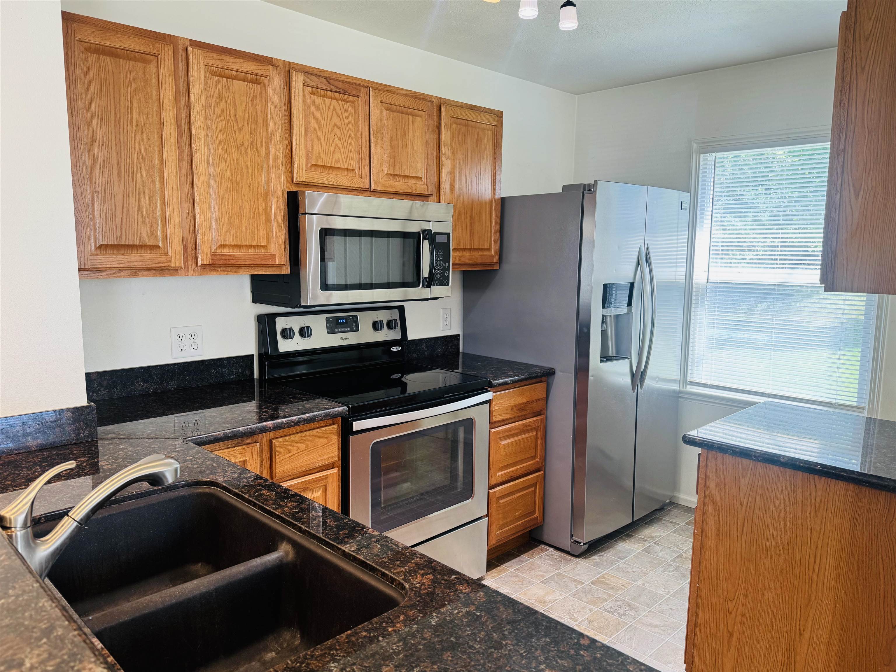 10102 N Whittier St - Photo 5