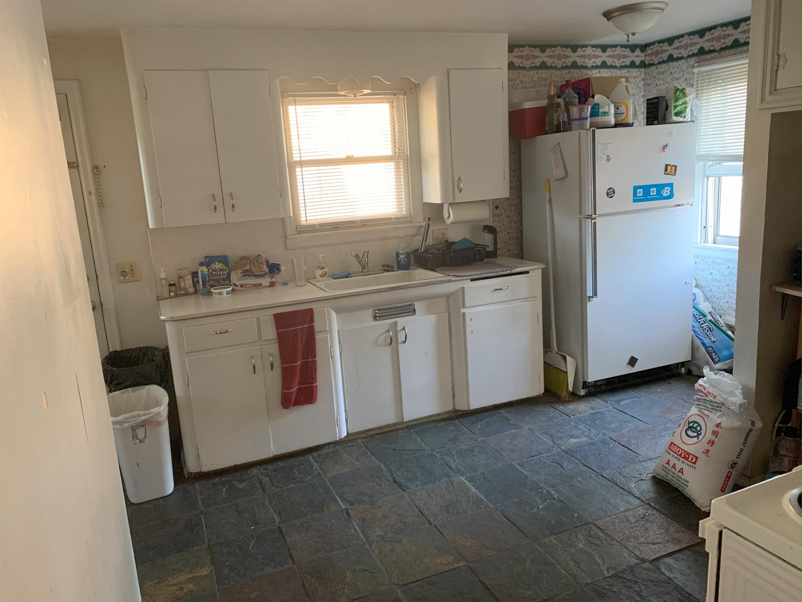 608 E Nora Ave - Photo 6