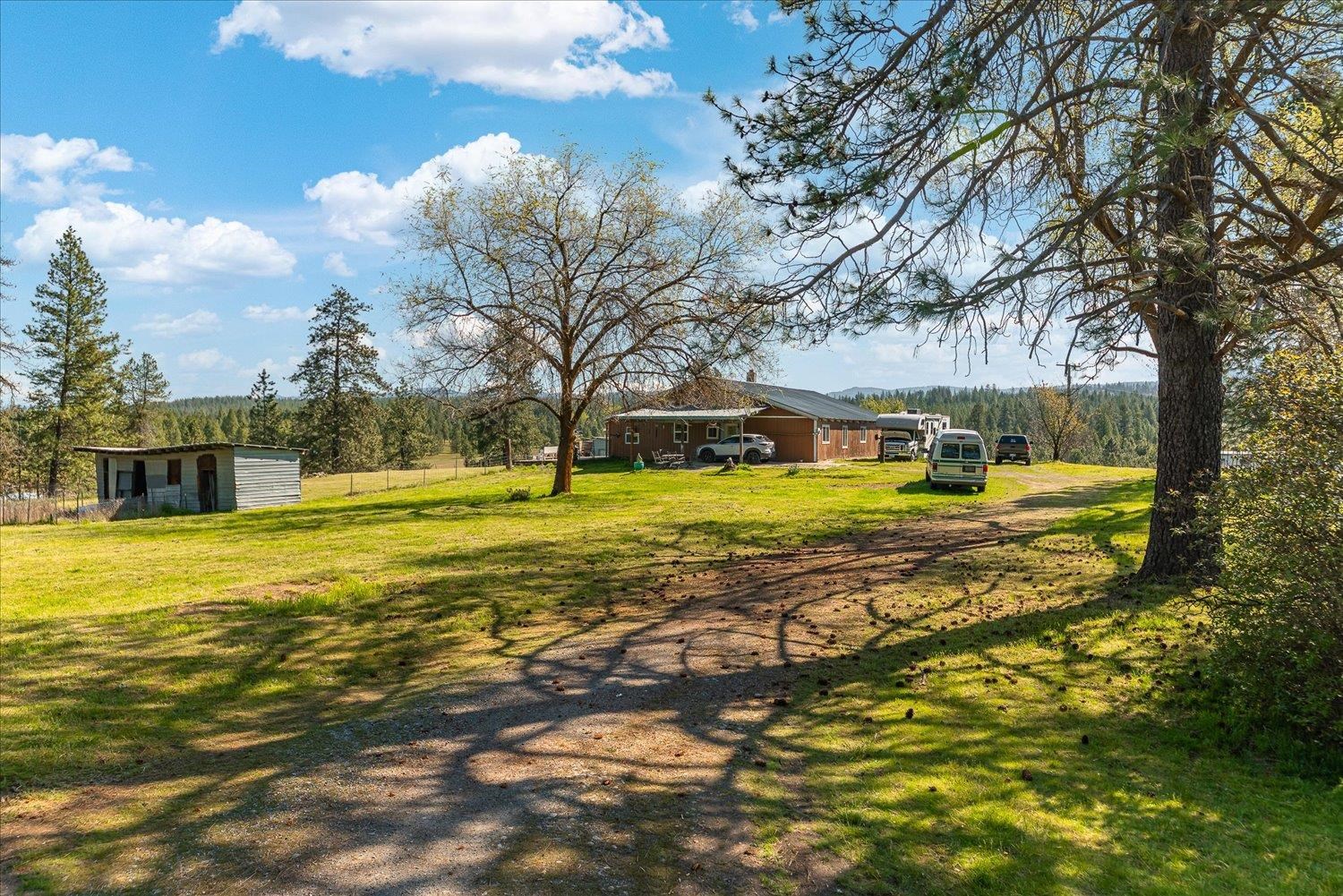 32604 N Elk Chattaroy Rd - Photo 3