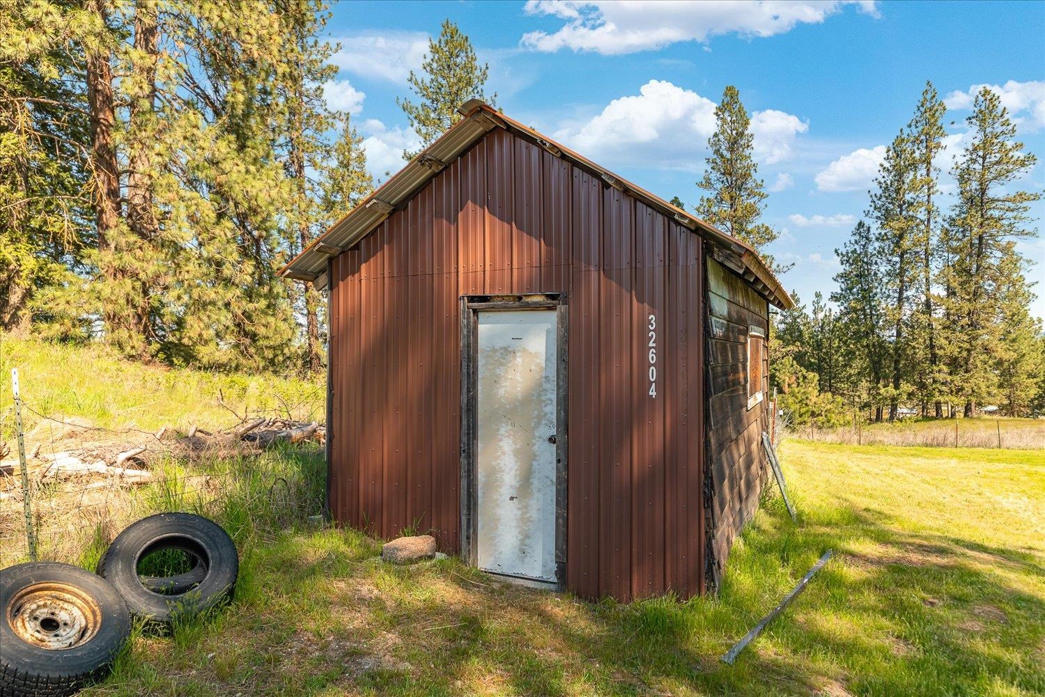 32604 N Elk Chattaroy Rd - Photo 34