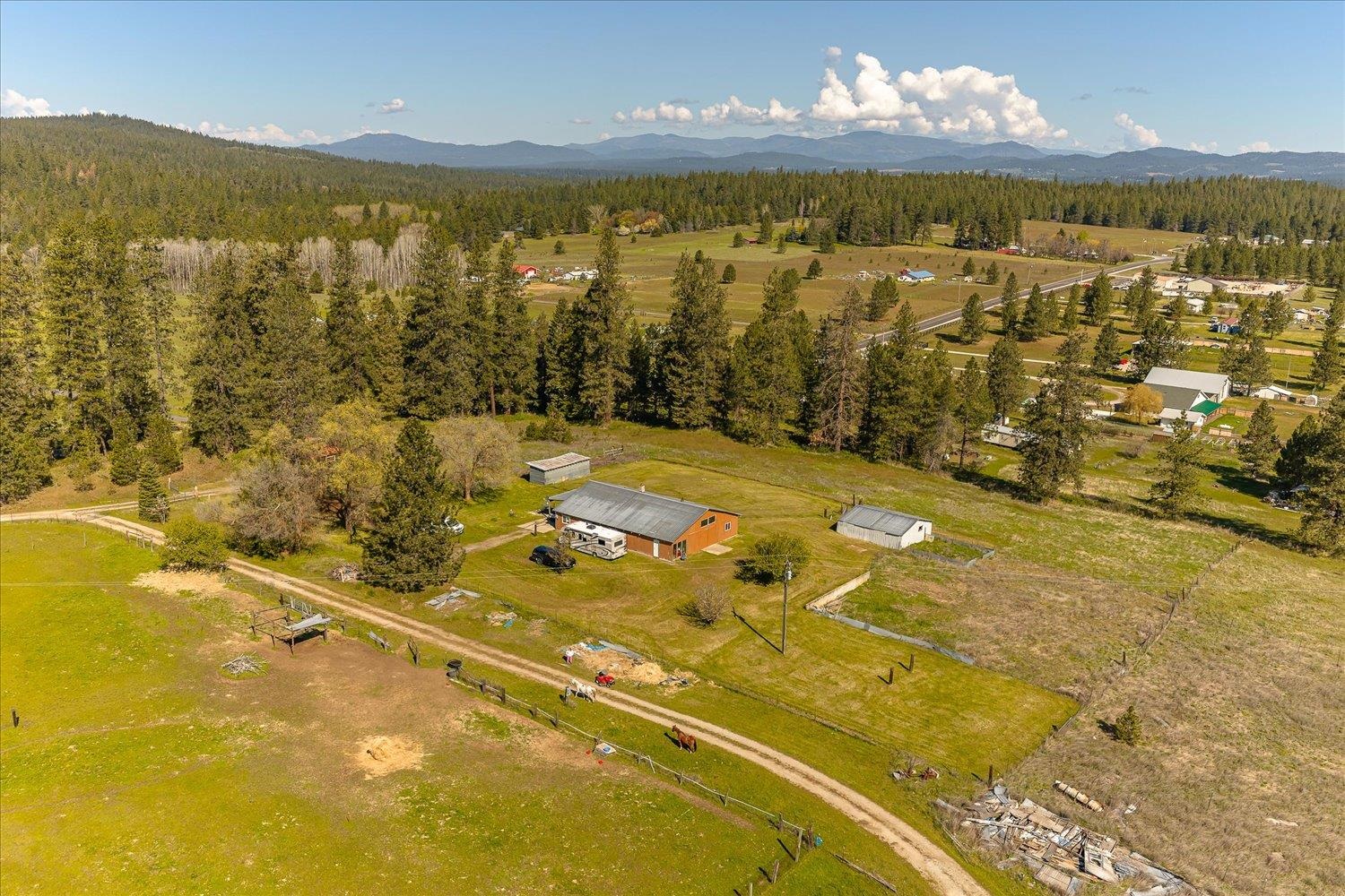 32604 N Elk Chattaroy Rd - Photo 41