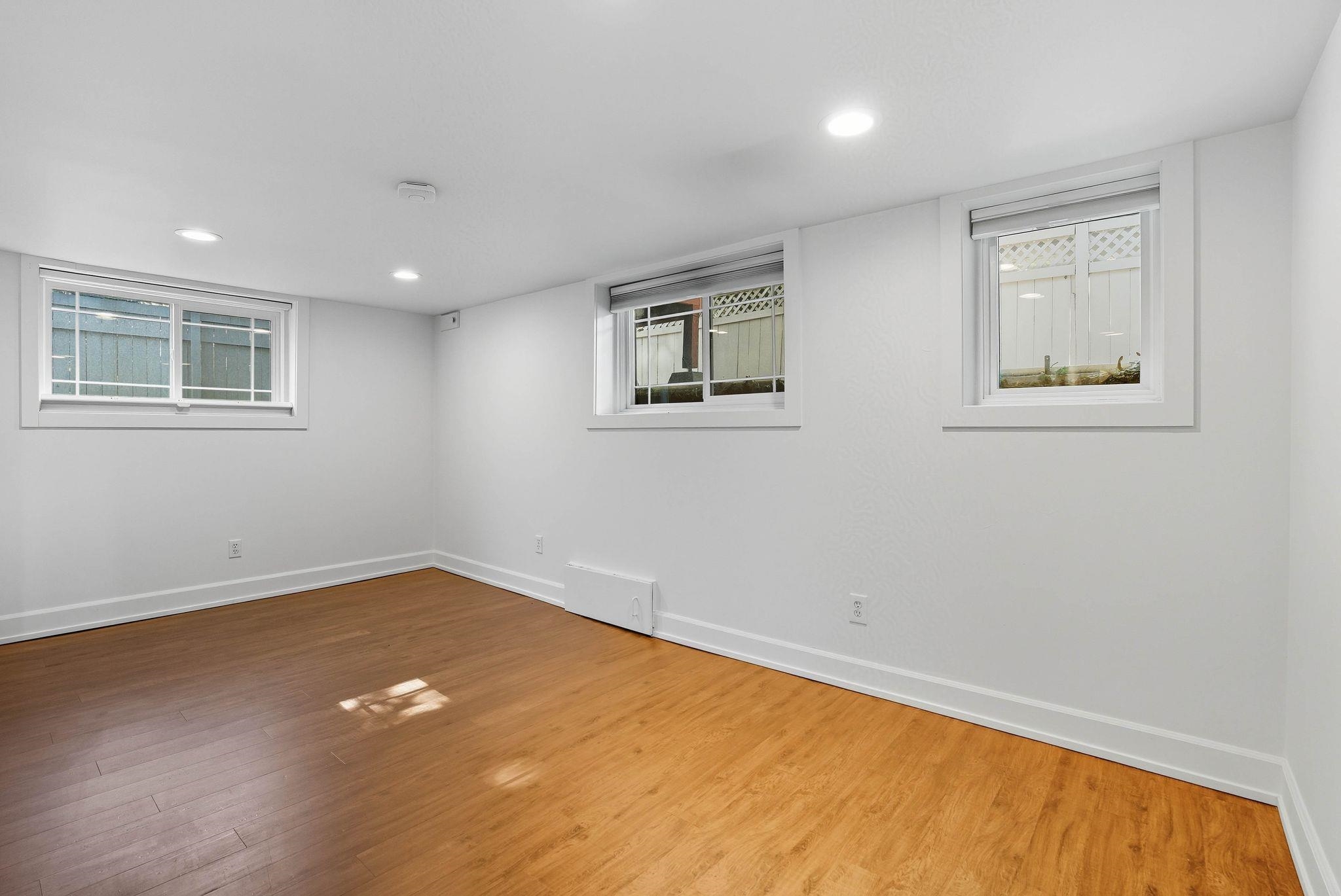 1617 S Bernard St - Photo 25