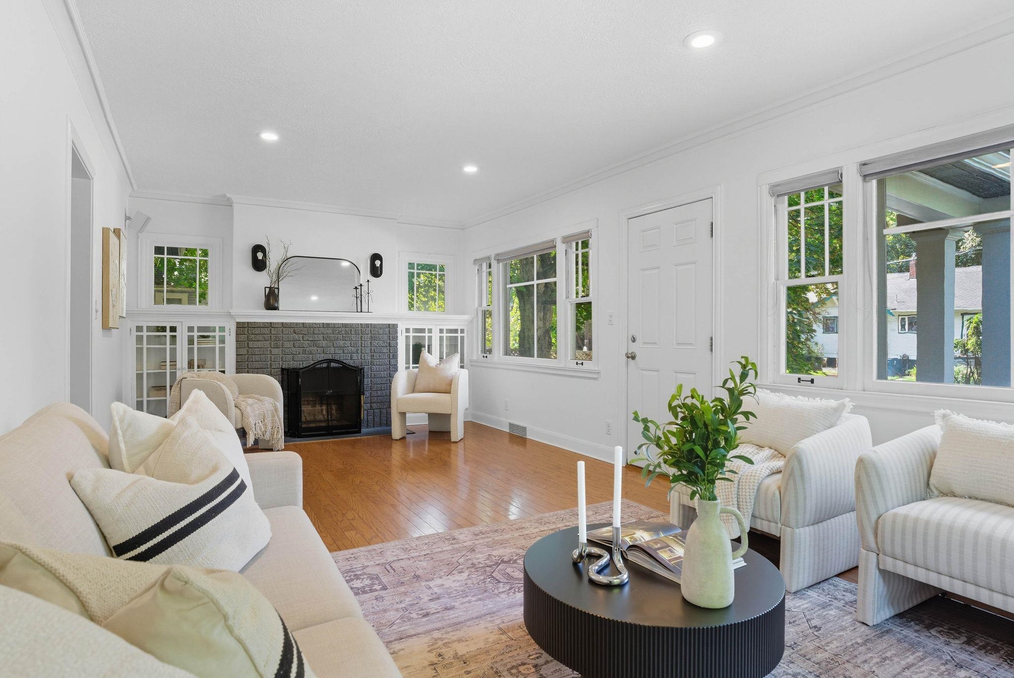 1617 S Bernard St - Photo 7