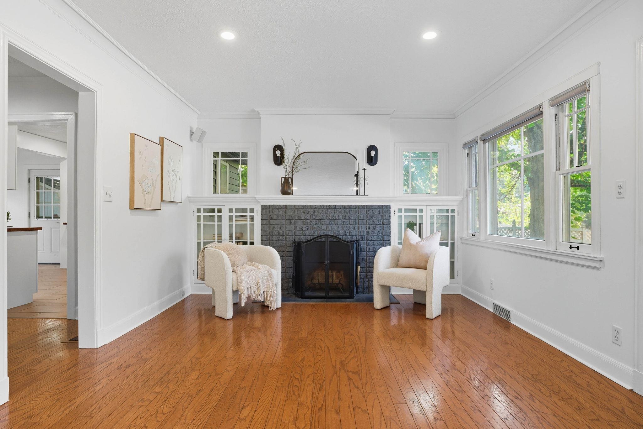 1617 S Bernard St - Photo 8