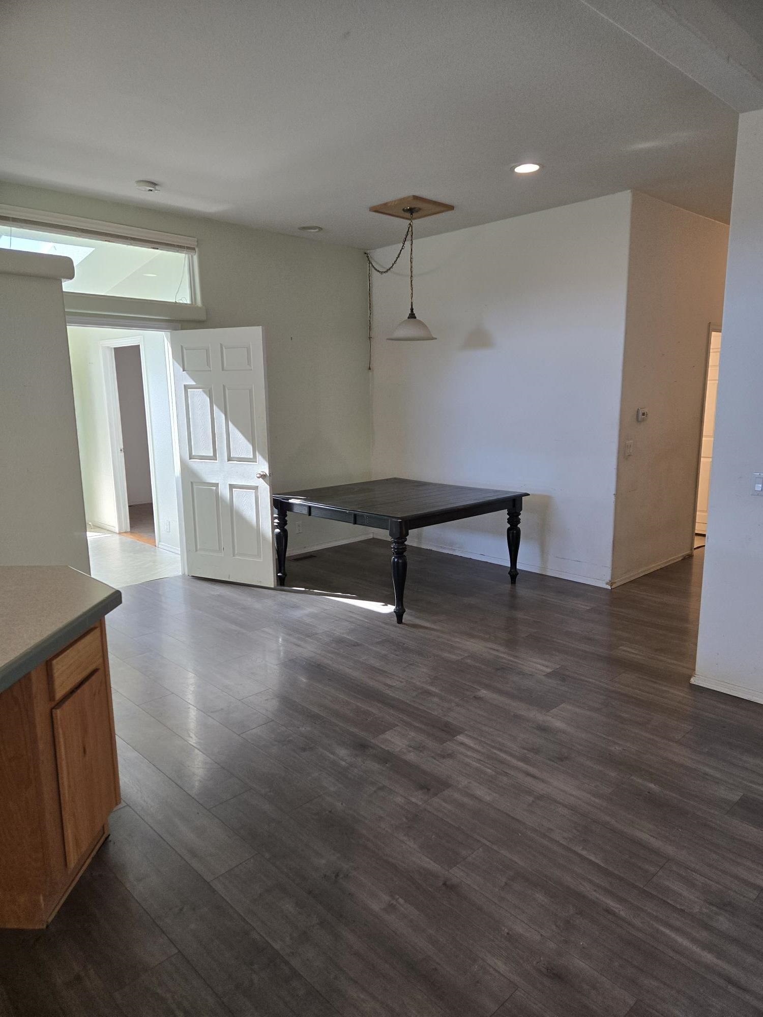 407 E H St - Photo 12