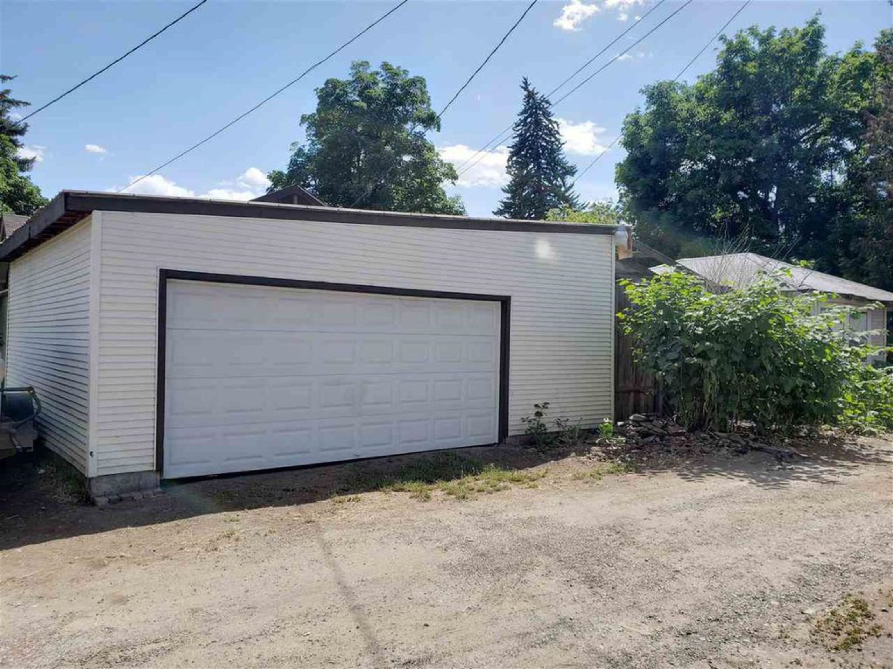 1217 E Indiana Ave - Photo 18