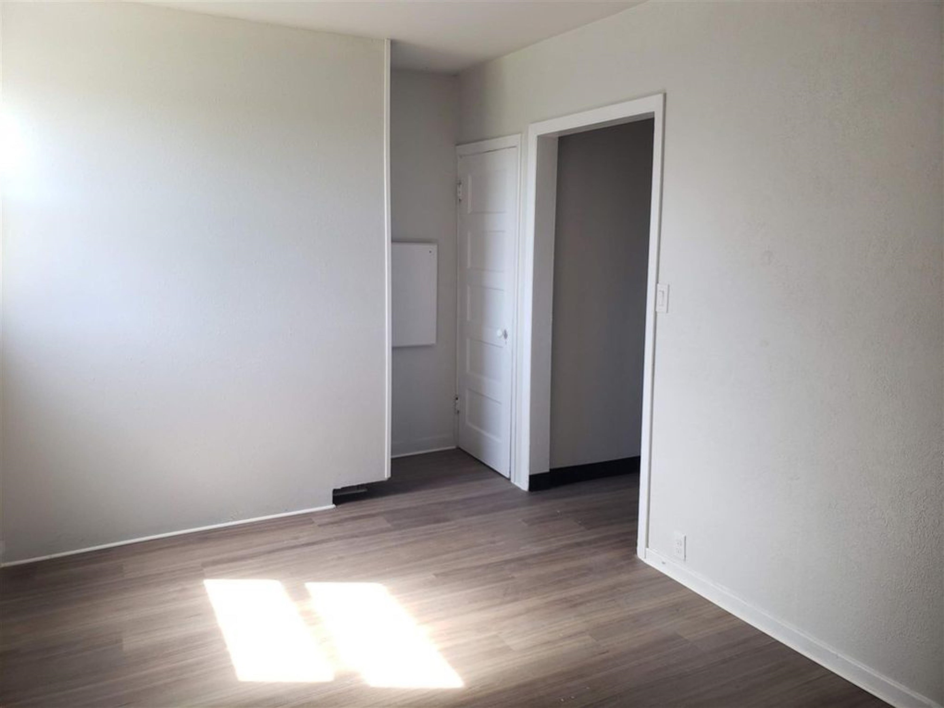 1217 E Indiana Ave - Photo 10