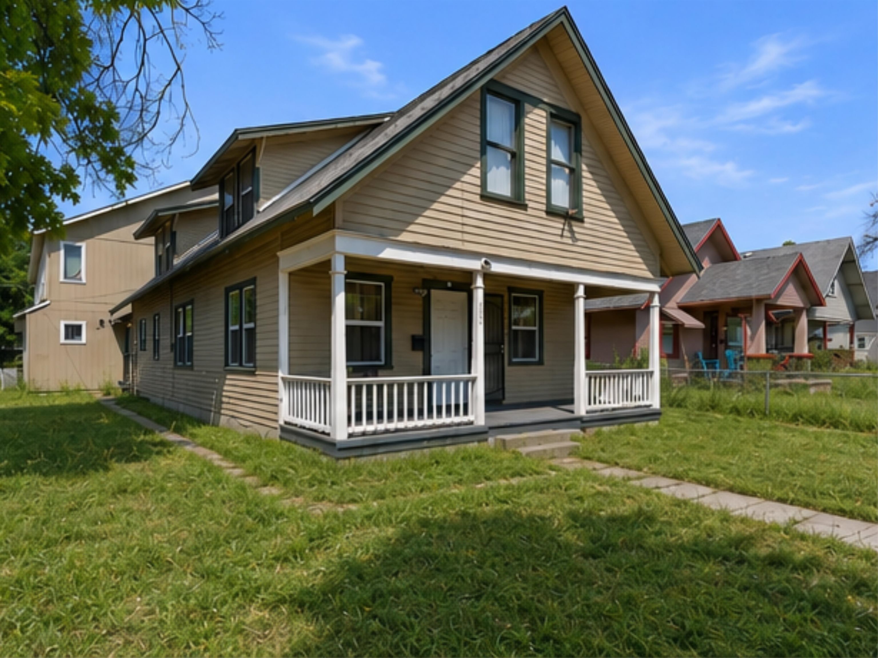 303 E Augusta Ave - Photo 1