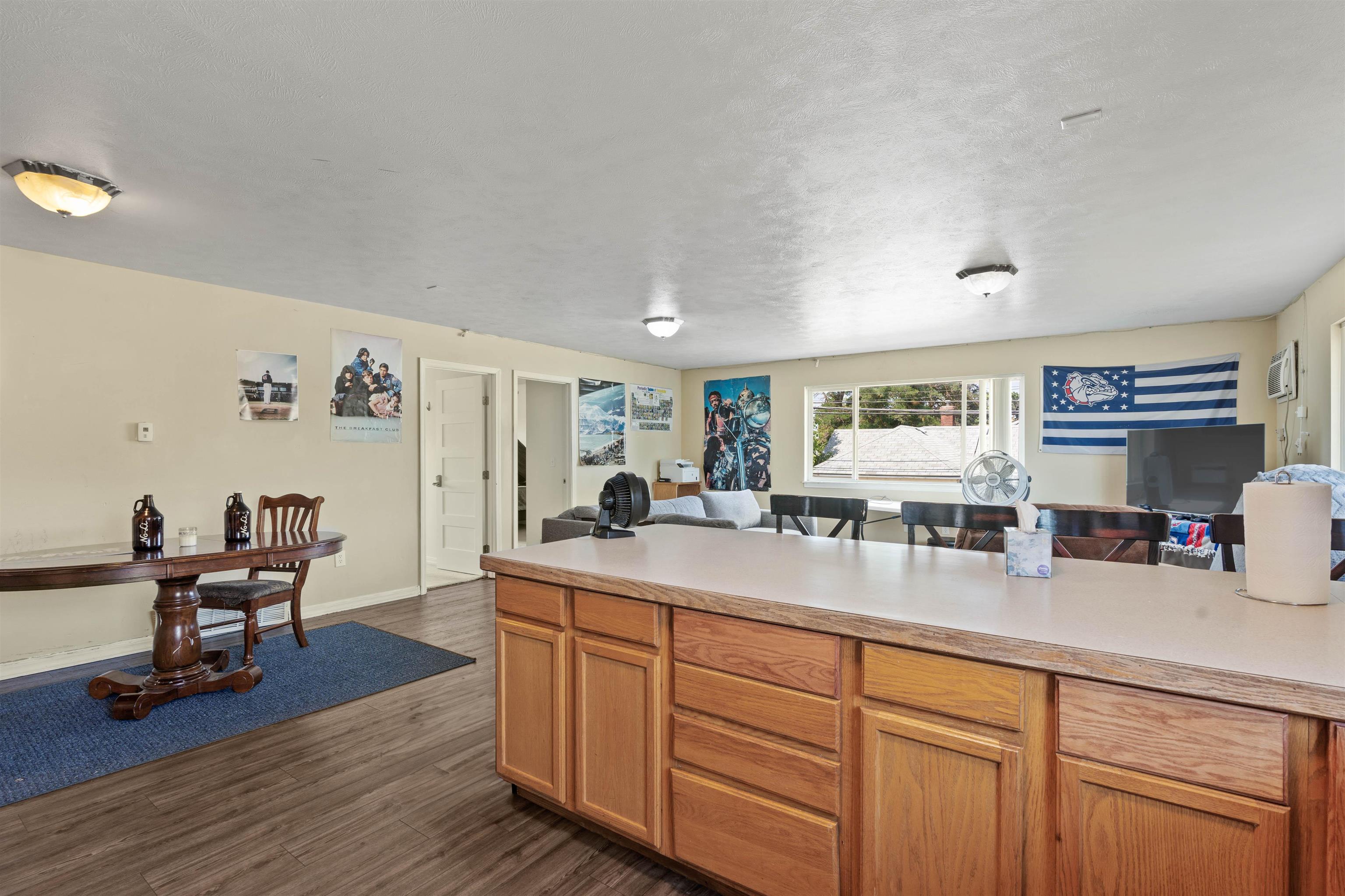 303 E Augusta Ave - Photo 14