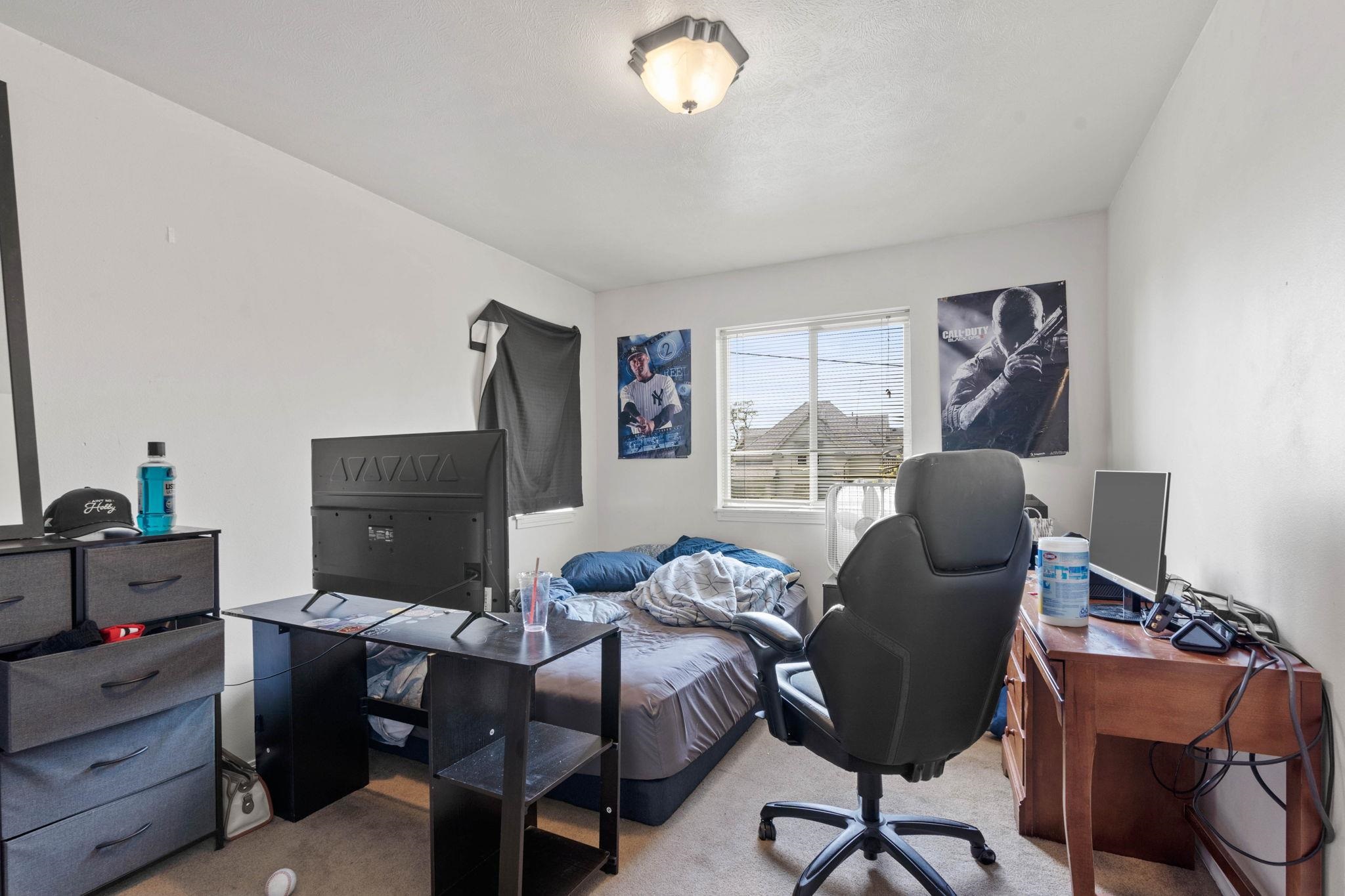303 E Augusta Ave - Photo 15