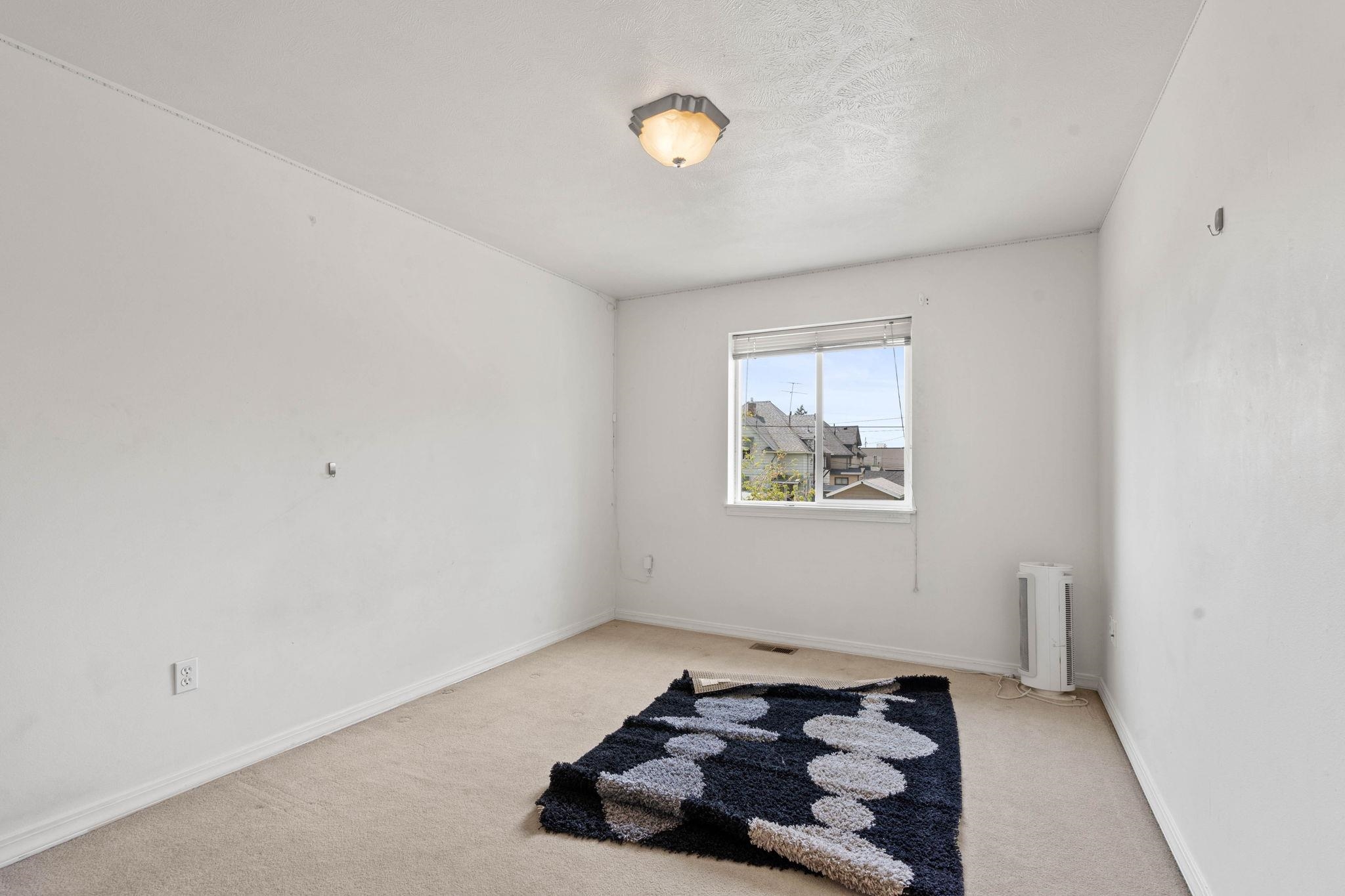 303 E Augusta Ave - Photo 20