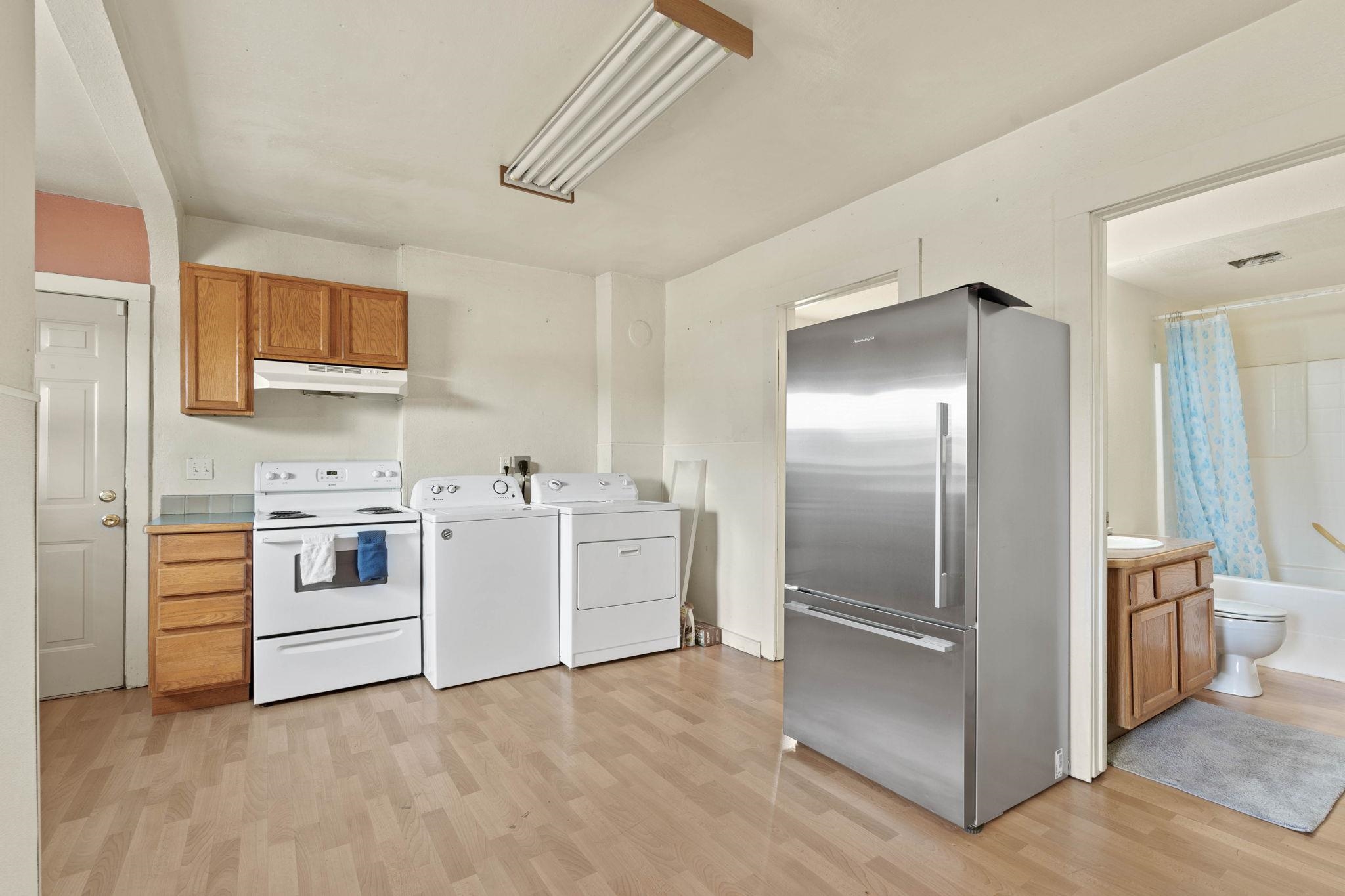 303 E Augusta Ave - Photo 35