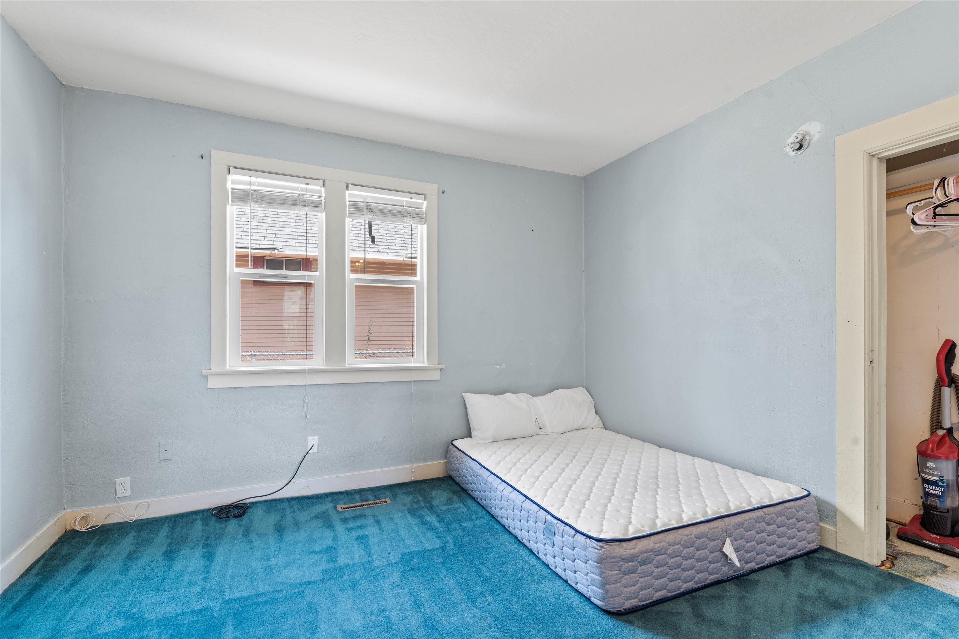 303 E Augusta Ave - Photo 40
