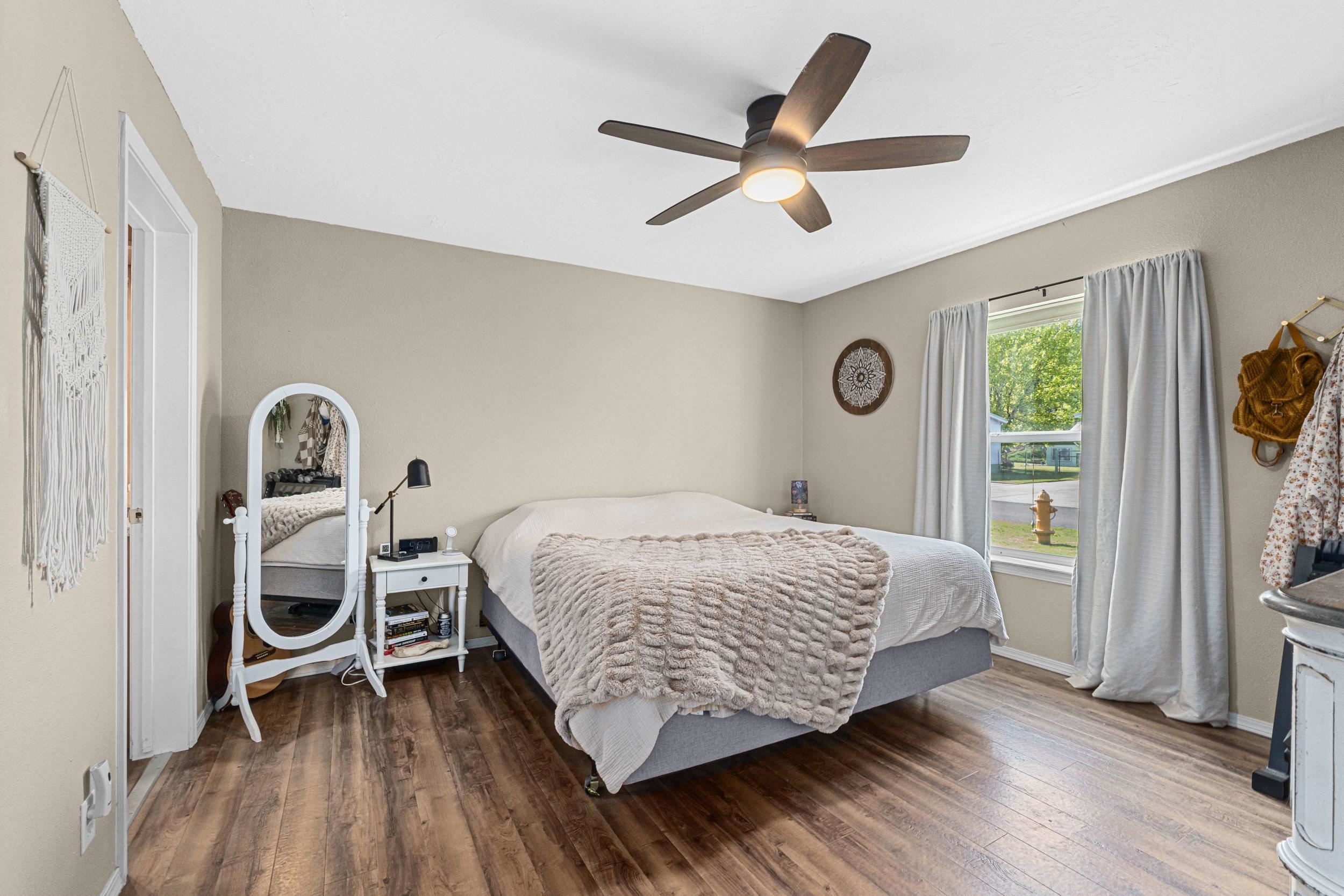 105 B South Ave - Photo 4
