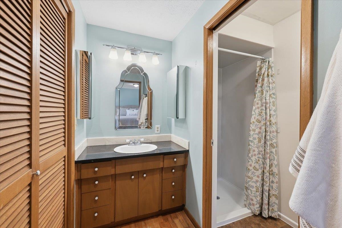 2620 E 40th Ave - Photo 13