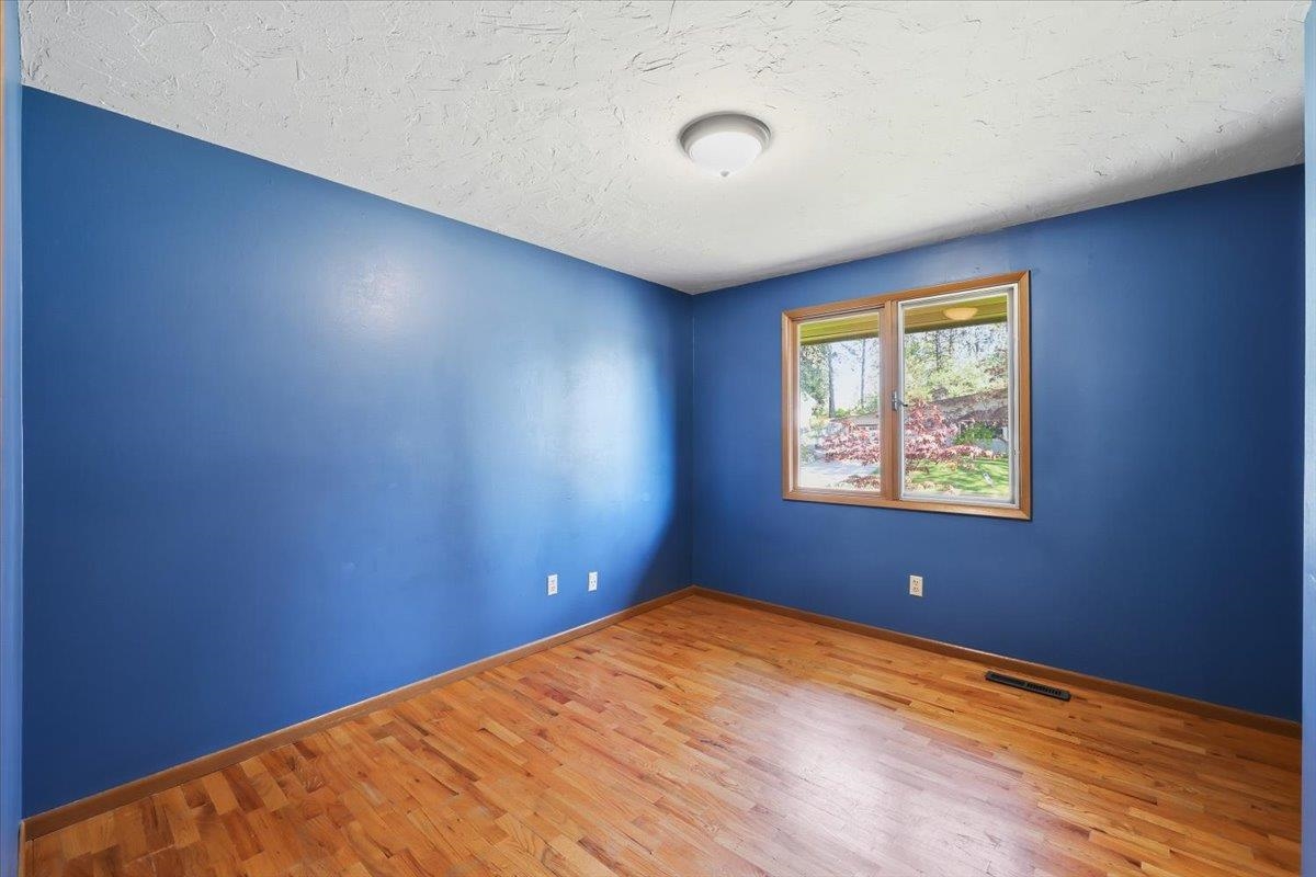 2620 E 40th Ave - Photo 15