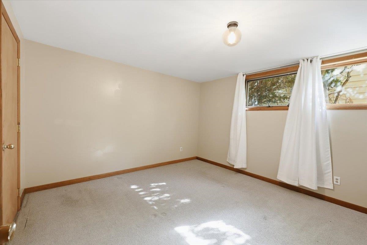 2620 E 40th Ave - Photo 18