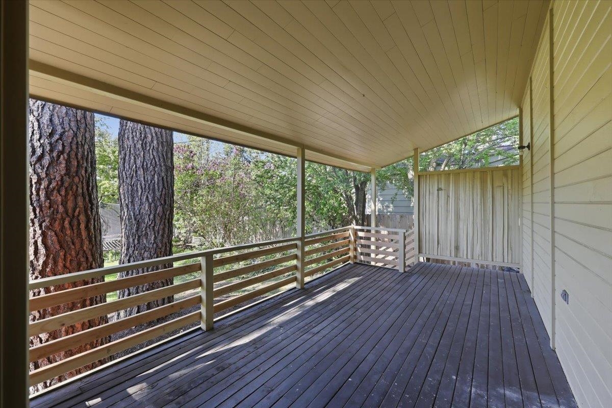 2620 E 40th Ave - Photo 26