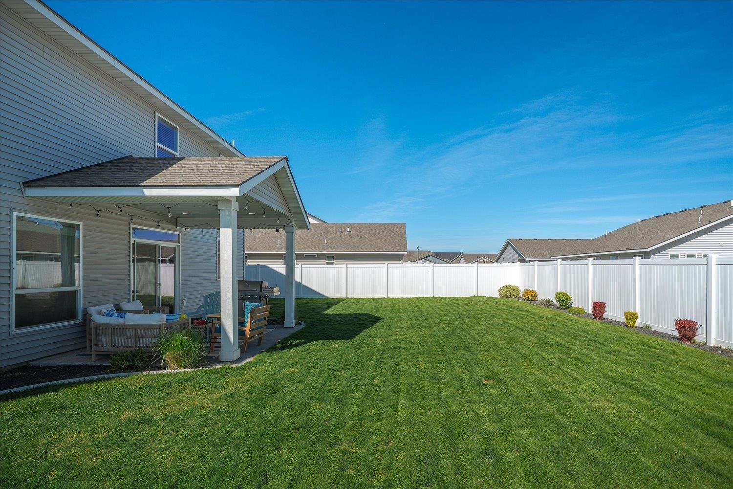13106 W Pacific Ave - Photo 40
