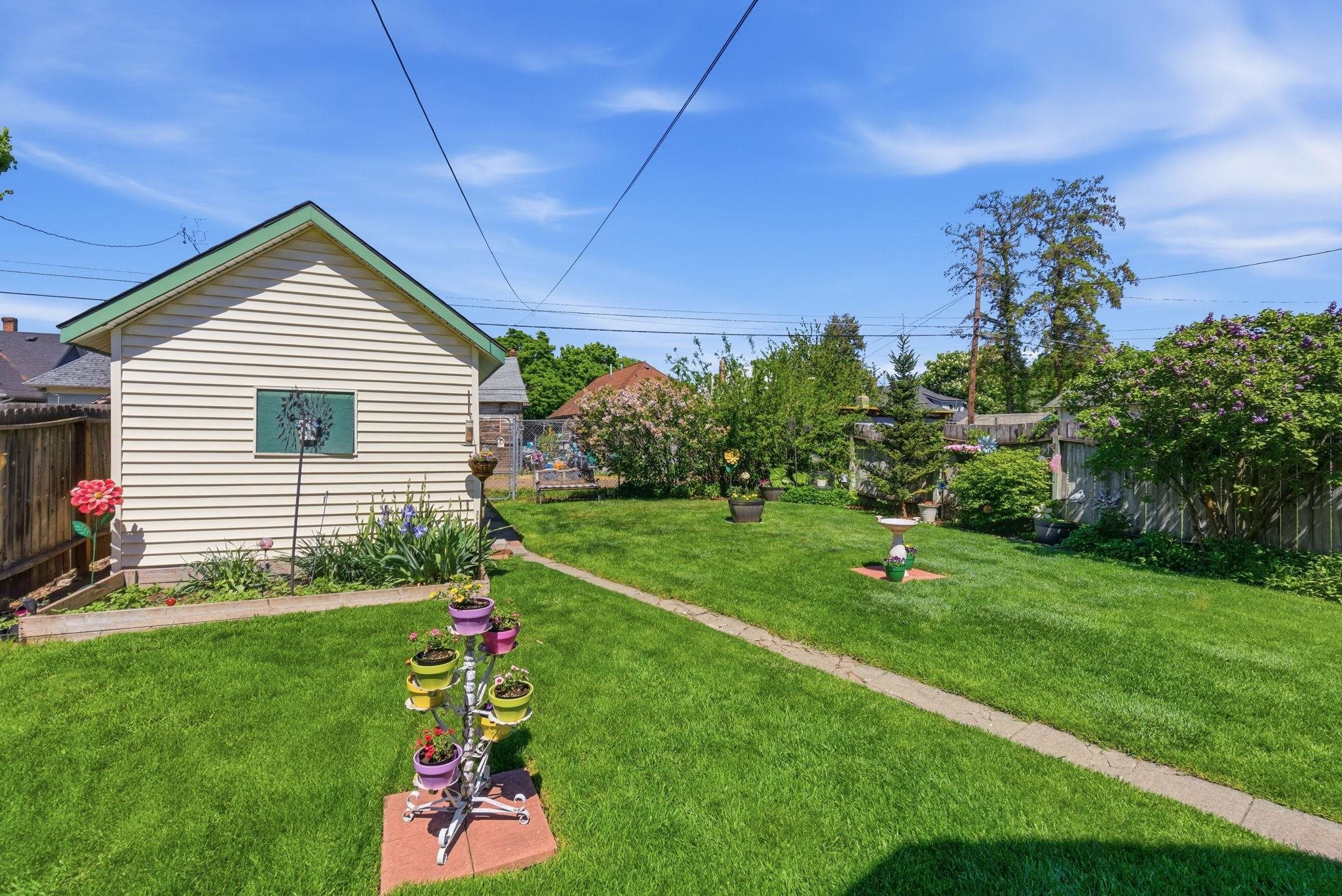 1802 W Dean Ave - Photo 26