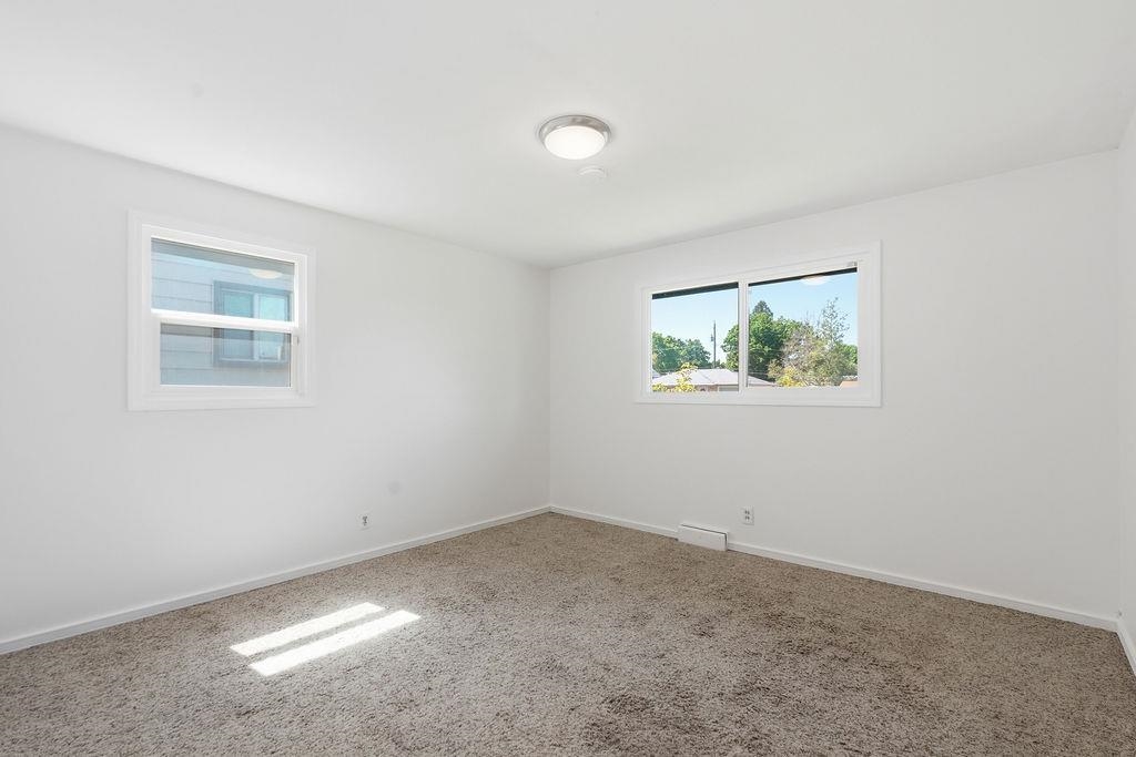 6014 N Oak St - Photo 15