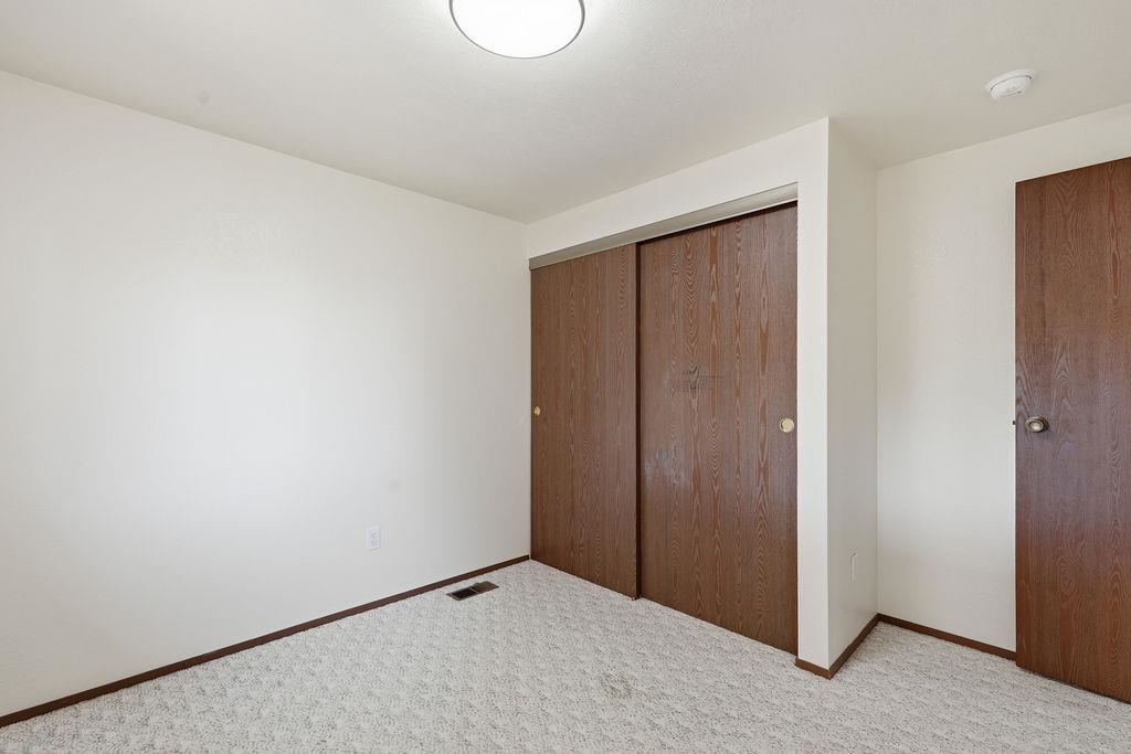 18802 E Fairview Ct - Photo 19