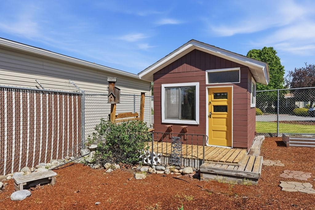 18802 E Fairview Ct - Photo 34