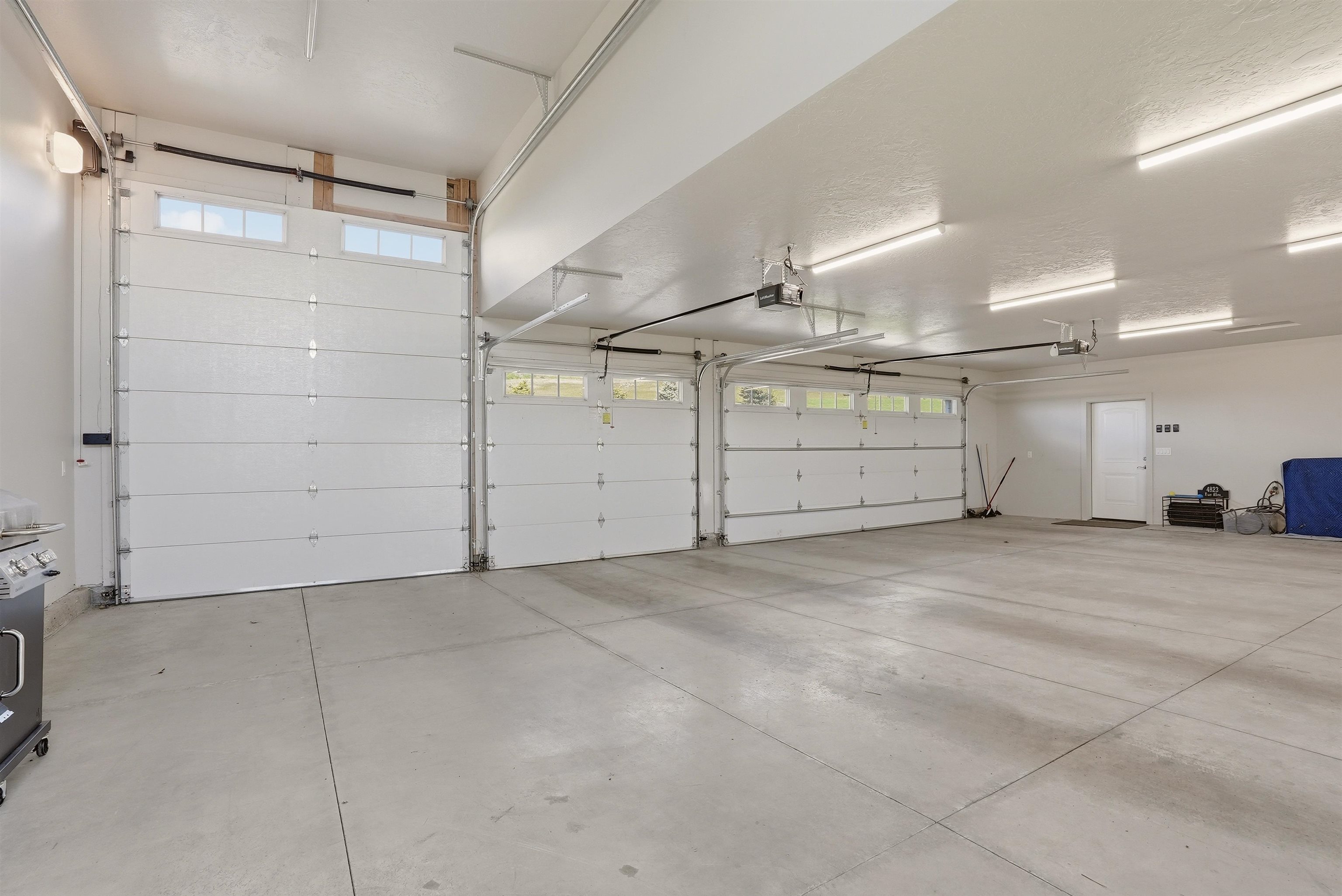 4823 E 65TH Ave - Photo 39