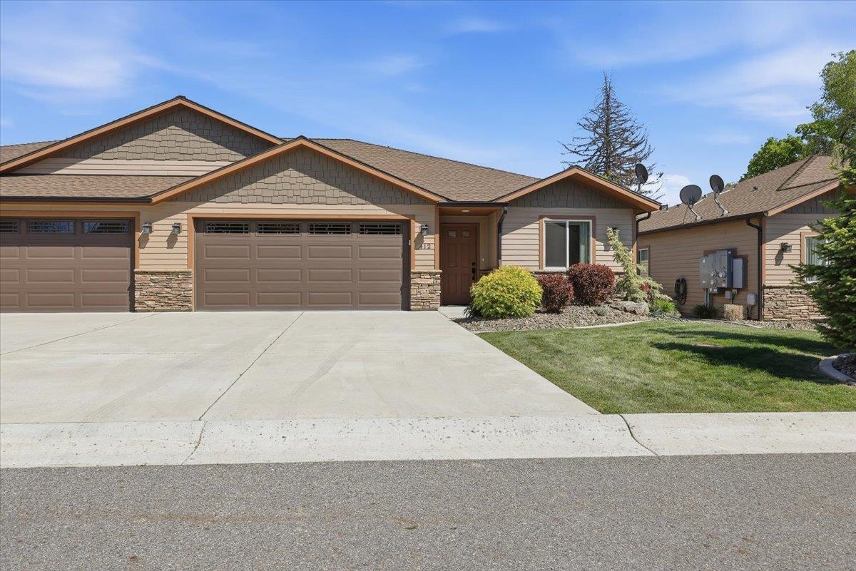 412 / 414 N Pierce Ln - Photo 2