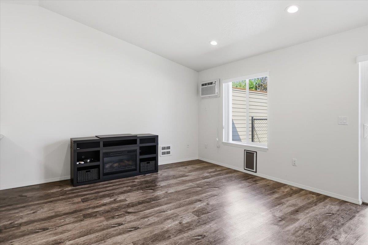 412 / 414 N Pierce Ln - Photo 11