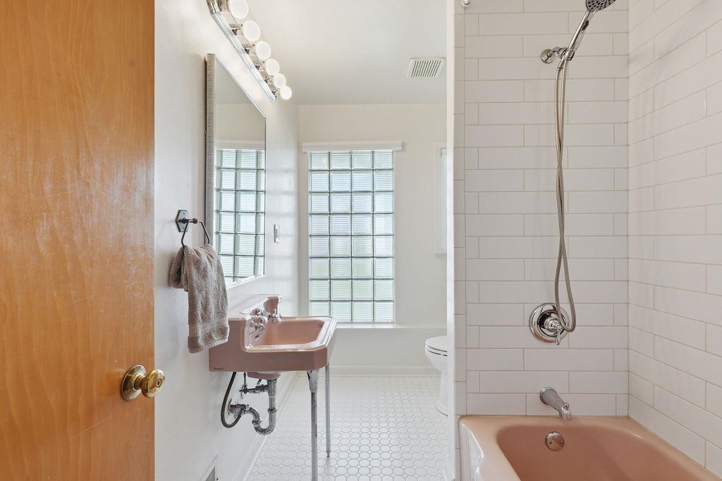 208 W Joseph Ave - Photo 20