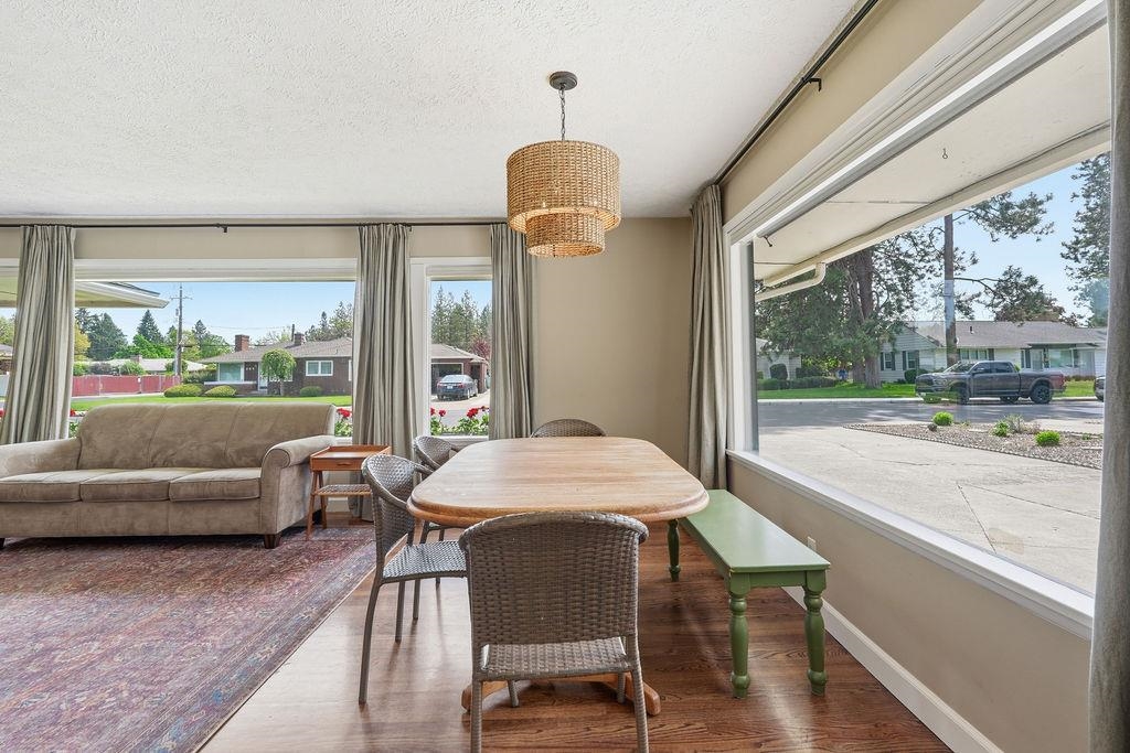 208 W Joseph Ave - Photo 9