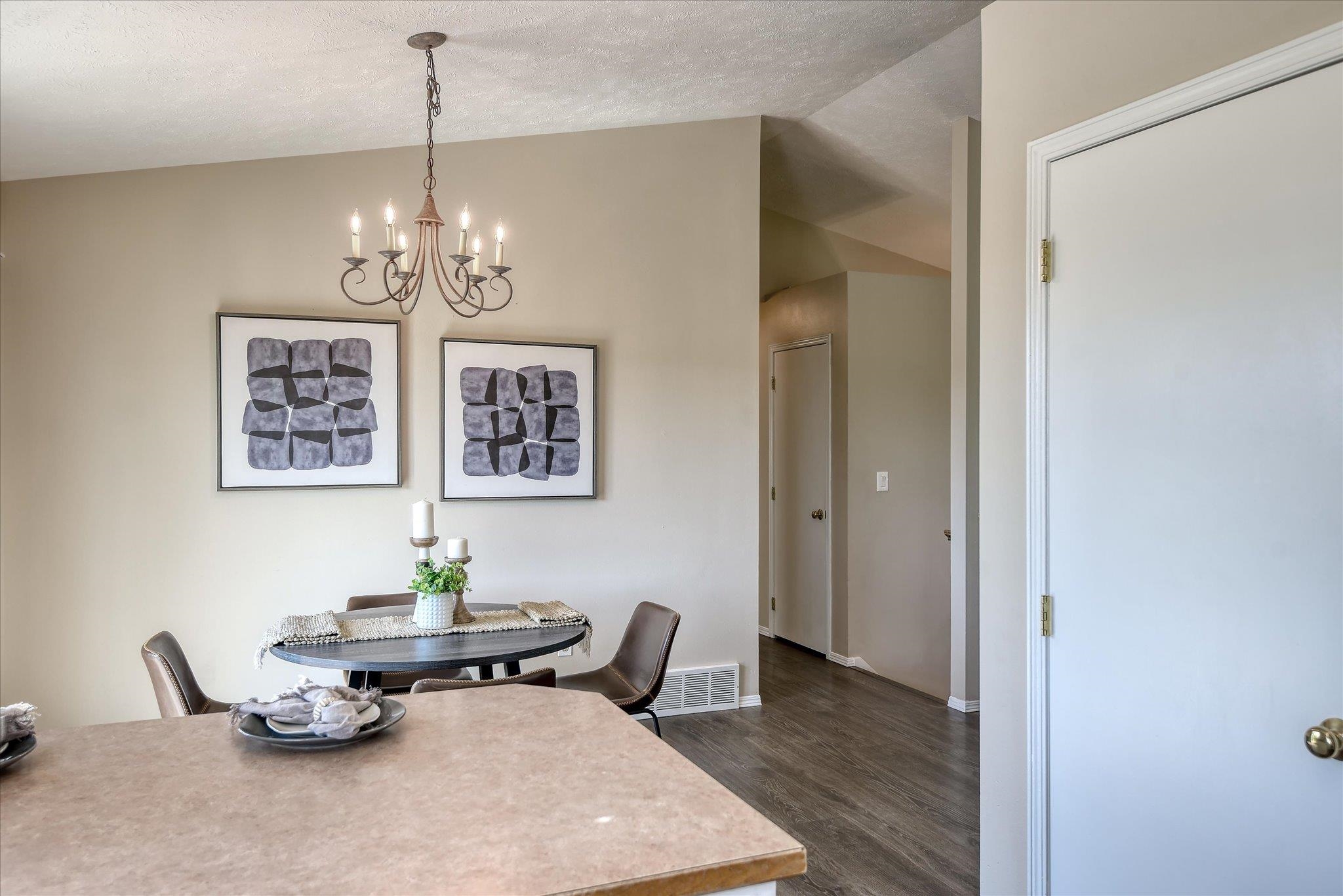 1019 N Stanley St - Photo 13