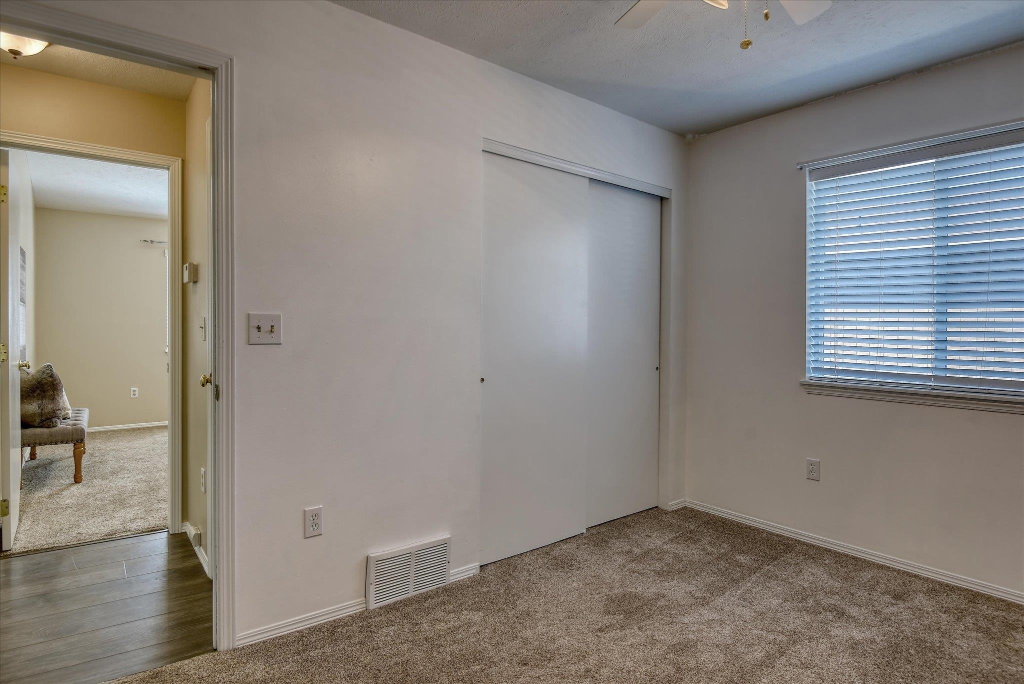 1019 N Stanley St - Photo 17