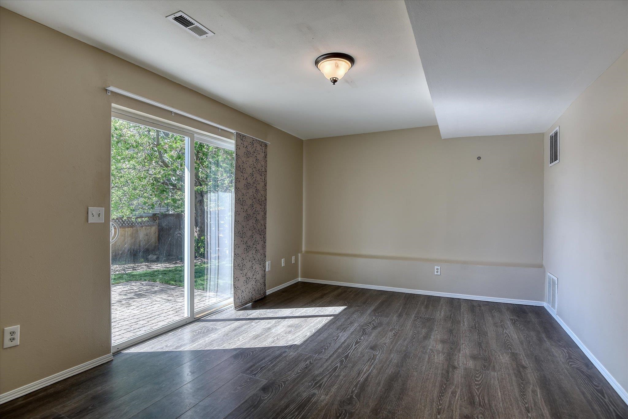 1019 N Stanley St - Photo 21