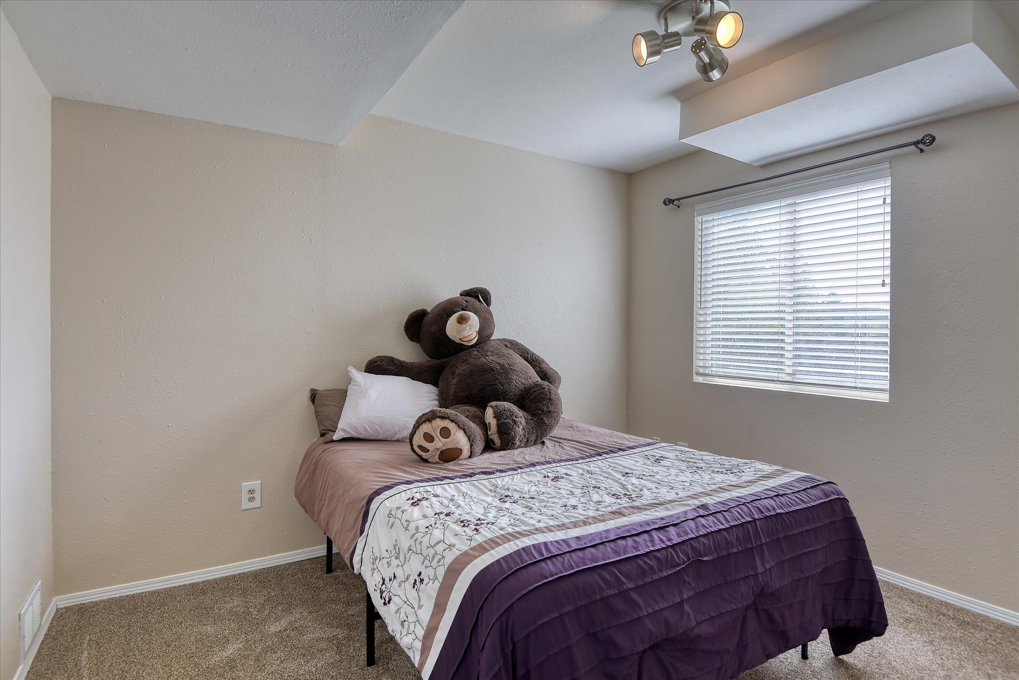 1019 N Stanley St - Photo 22