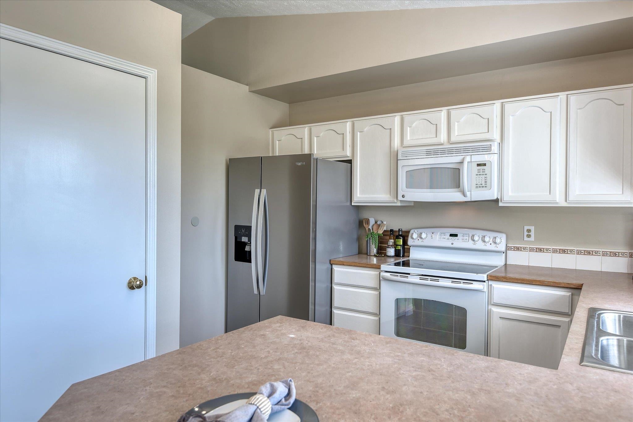 1019 N Stanley St - Photo 10