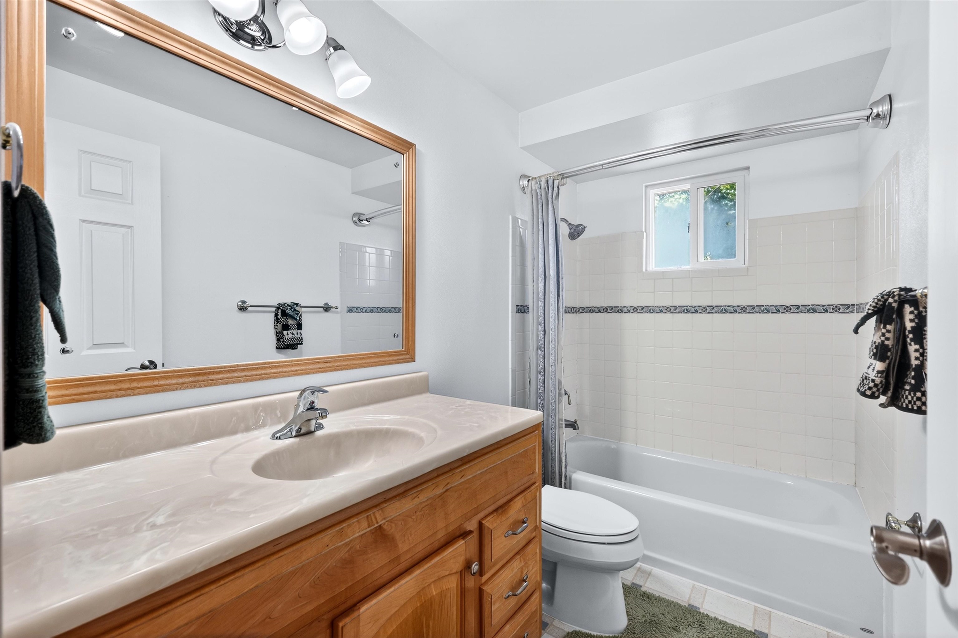 809 Villard St - Photo 4